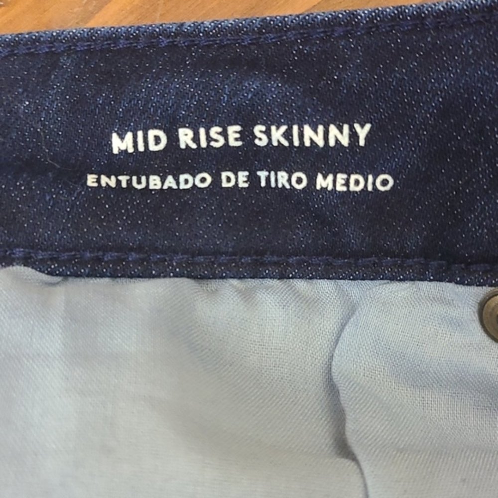 Universal Thread Skinny Jeans. - Picture 8 of 8